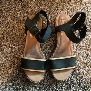 Toms Sandals